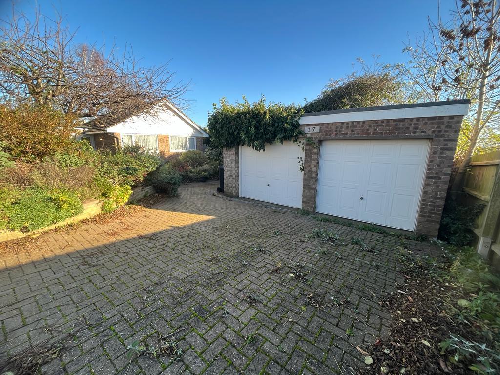 Burns Close, Earls Barton O'Riordan Bond